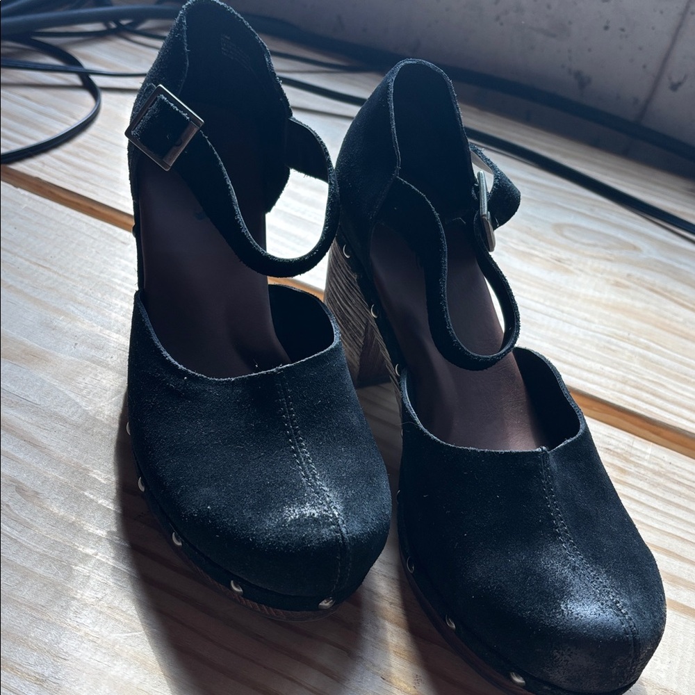 Black Suede Heeled Sandals